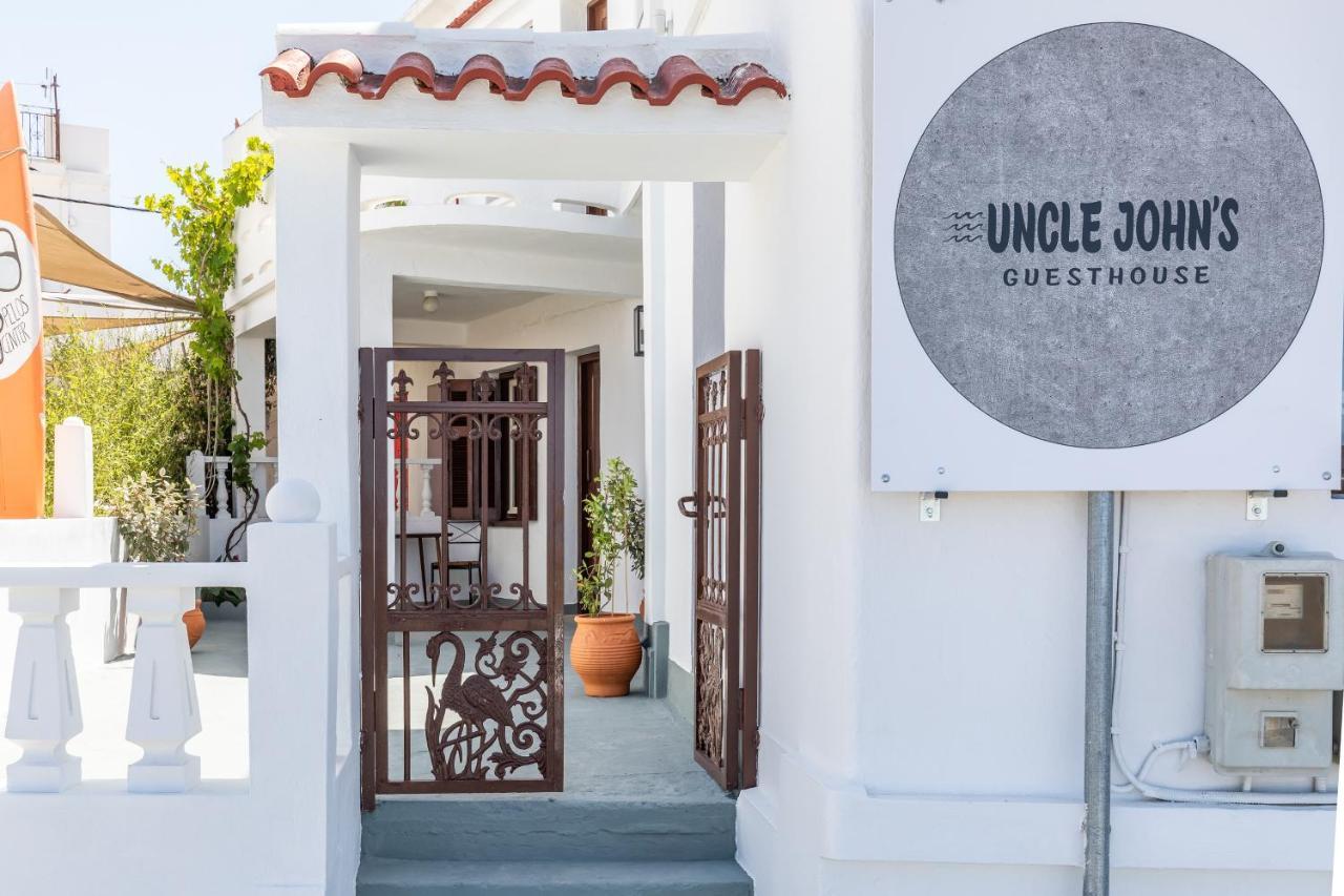 Uncle John'S Guesthouse Скопелос Екстериор снимка